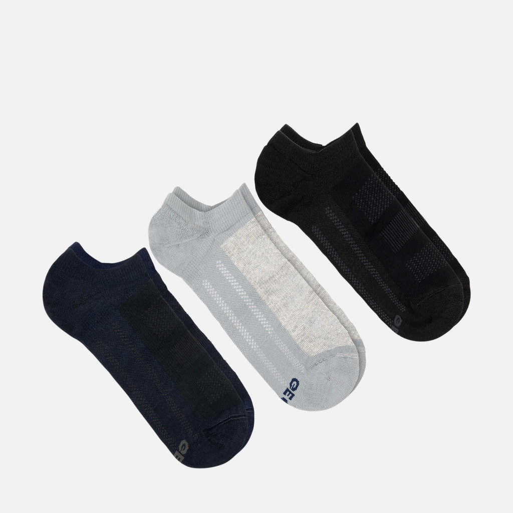 three-pack MAN SOCKS